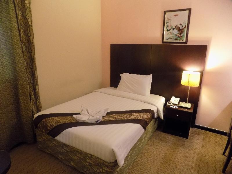 Dream Palace Hotel Дубай Экстерьер фото